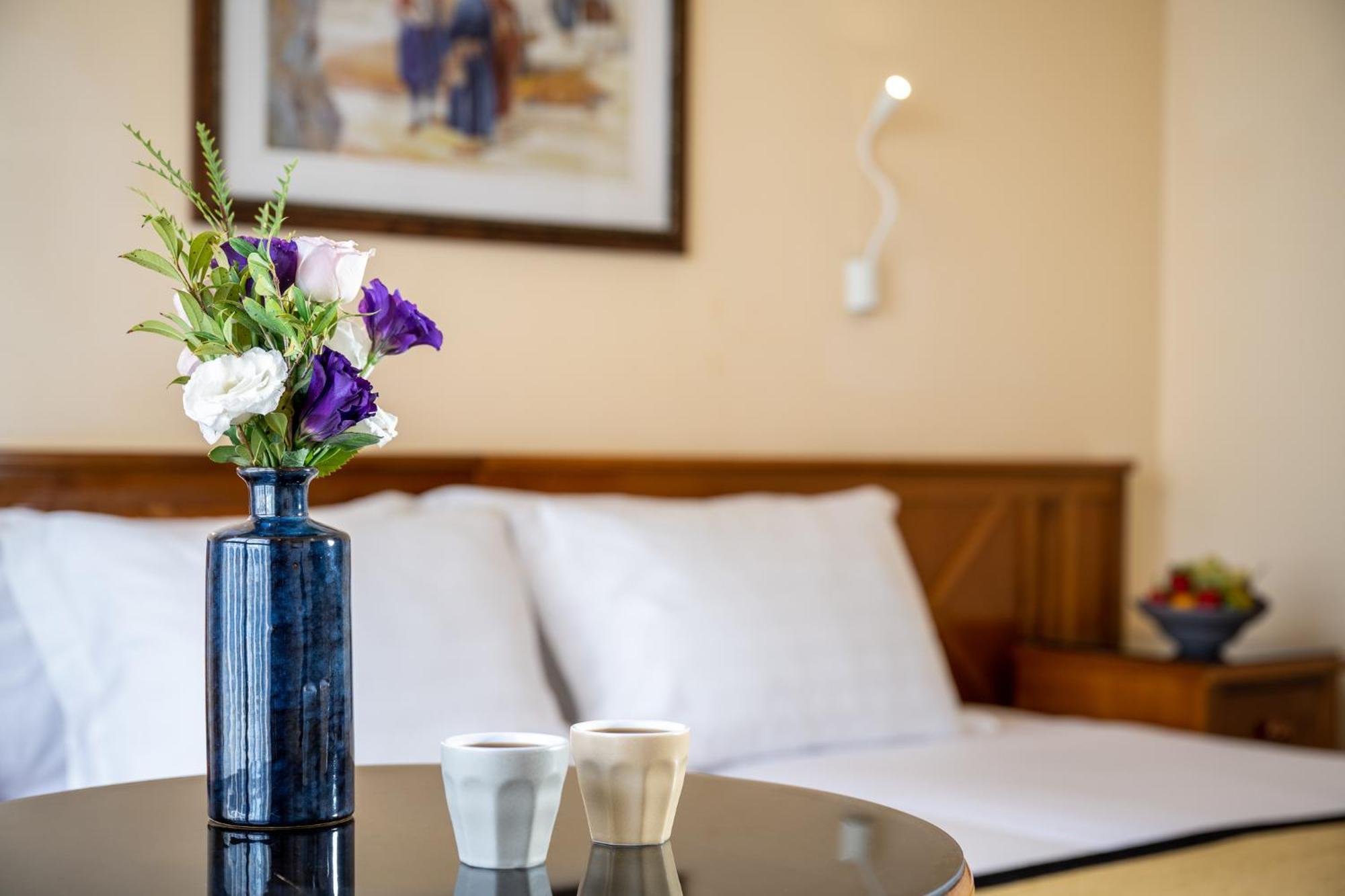 Olive Tree Hotel Yerusalem Bagian luar foto